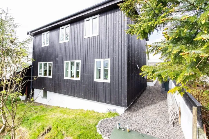 Ferienhaus für 8 Personen, mit Ausblick und Terrasse - 1