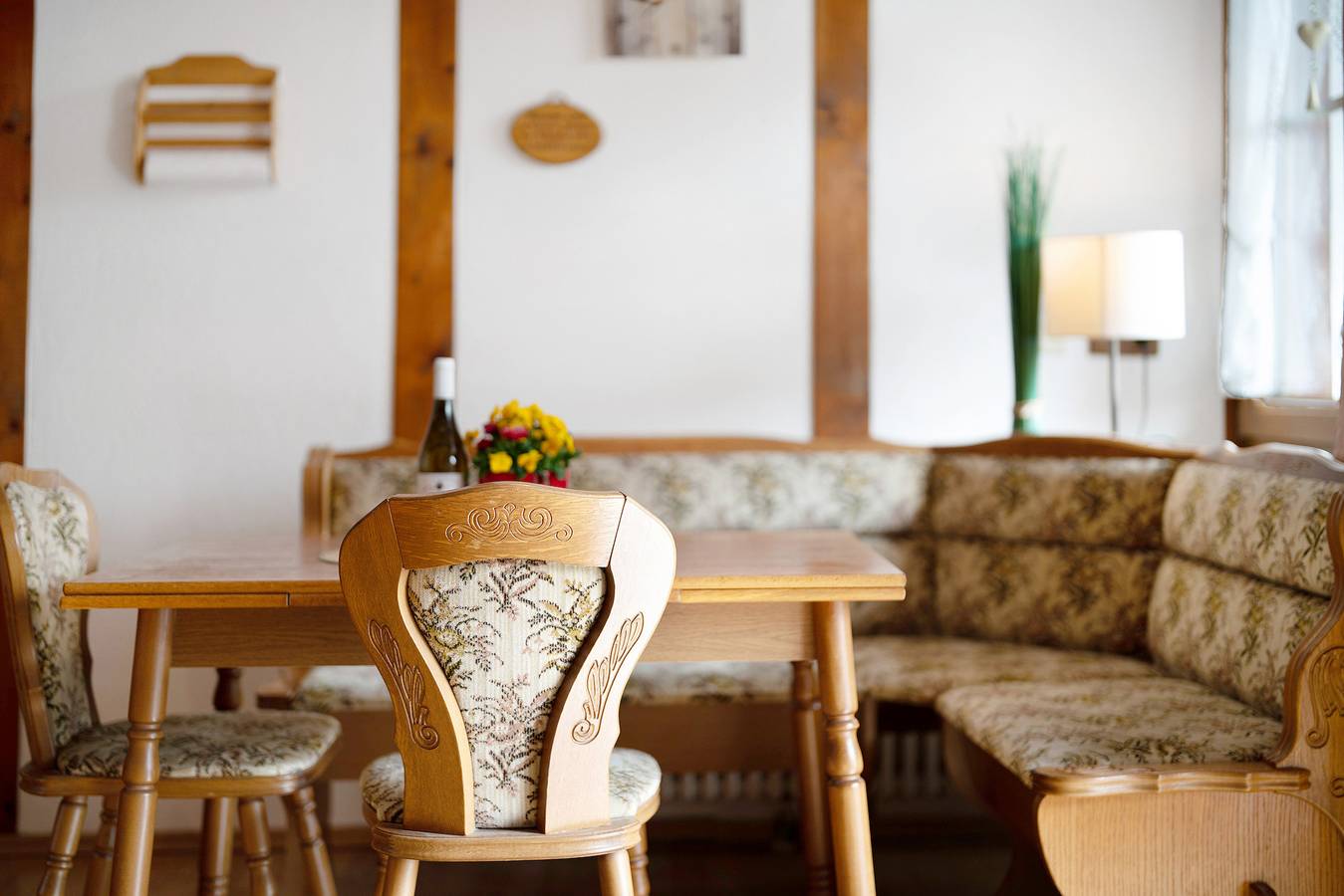 Zimmer 'Müller Thurgau' mit privatem Balkon, Wi-Fi / inkl. Frühstück in Endingen, Kaiserstuhl