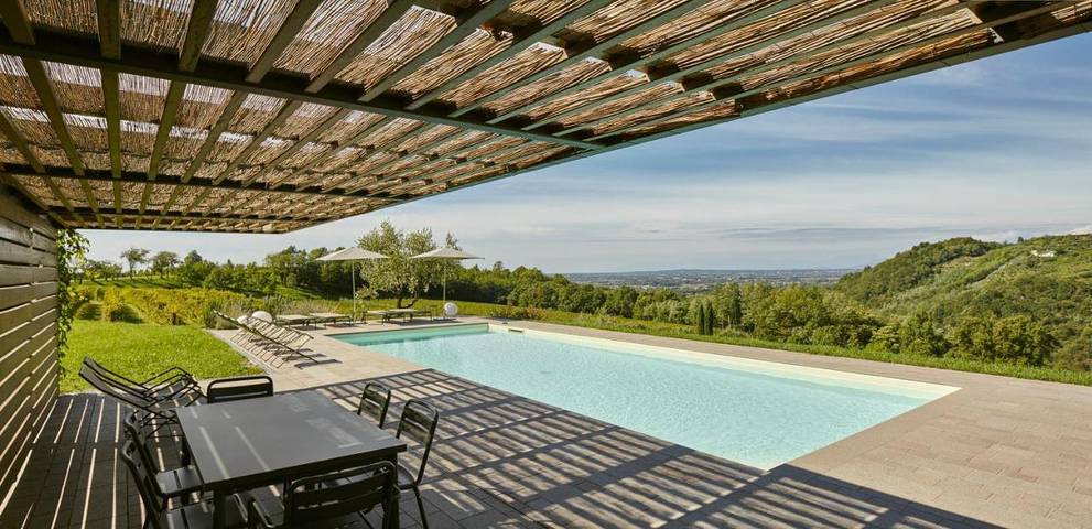 Gîte pour 3 personnes, avec vue et jardin ainsi que sauna et piscine, animaux acceptés à Faedis - 2