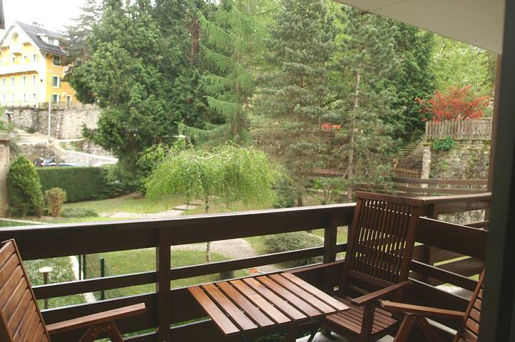 Gîte pour 4 personnes, avec balcon dans Casino De Brides Les Bains