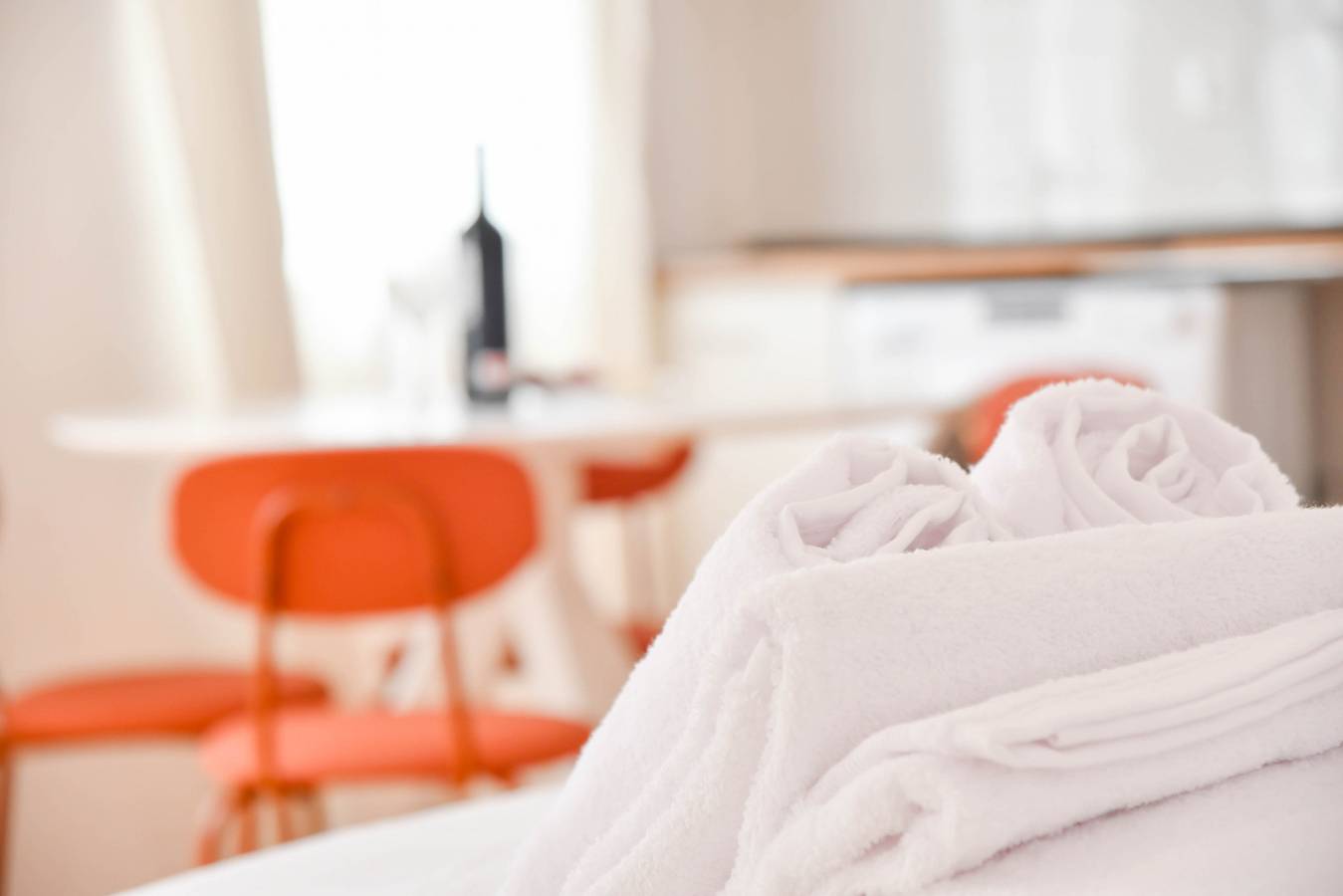 Estudio entero, M (Mlu422) Tetuan "La Latina" in Tetuán (desambiguación), Madrid