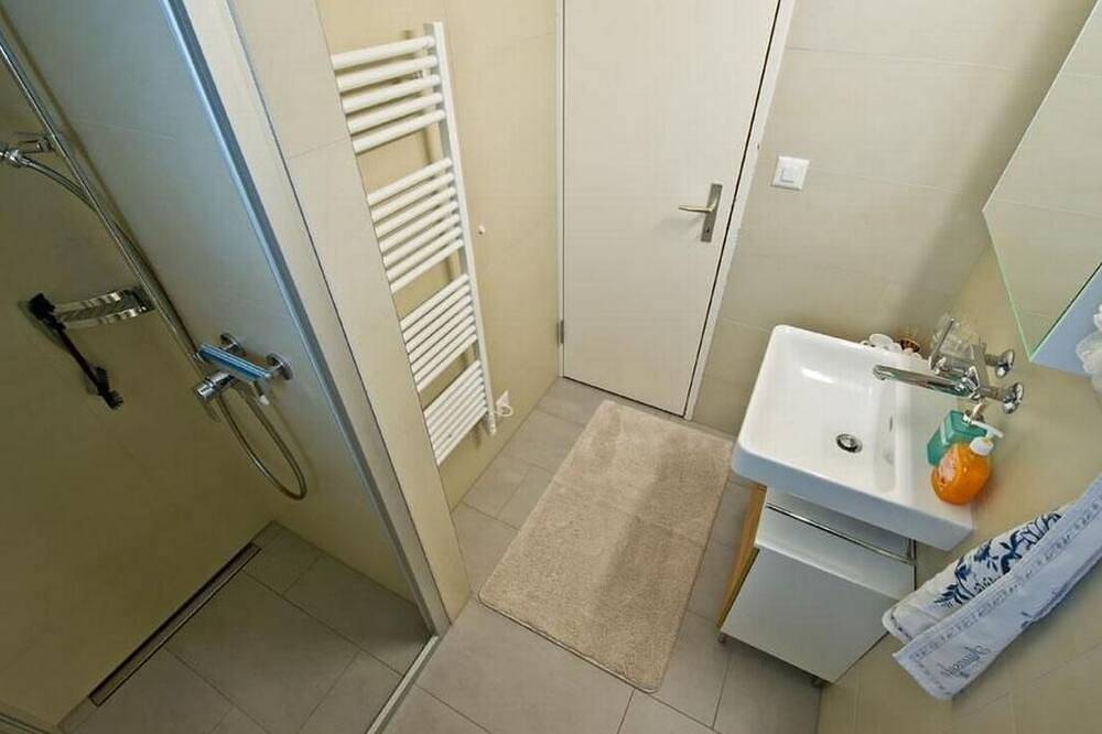 Apartamento entero, Apartment  by Interhome in Selle (desambiguación), Schwyz