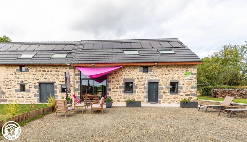 Gîte pour 6 personnes, avec terrasse et jardin