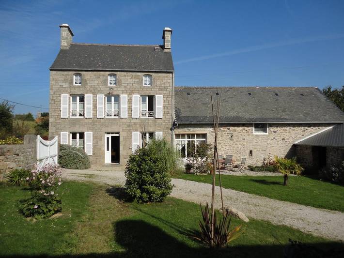 Gîte pour 7 personnes, avec jardin, animaux acceptés