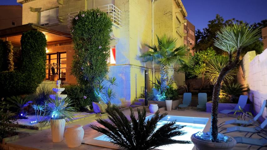 Villa voor 10 personen, met Tuin en Zwembad in Split