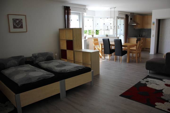 Entire holiday apartment, Ferienwohnung in Tettnang, Region Bodensee-Oberschwaben