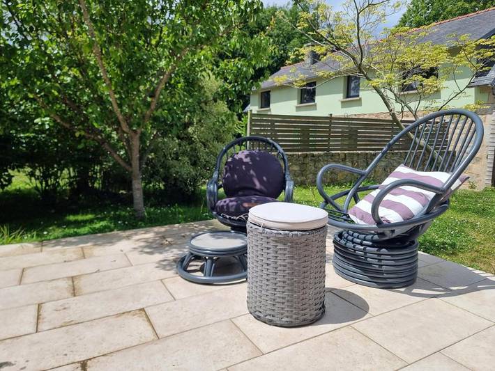 Location de vacances pour 2 personnes, avec vue et jardin à Saint-Quay-Perros - 3