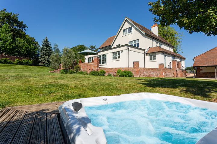The Apple Tree House in Cookham, Berkshire