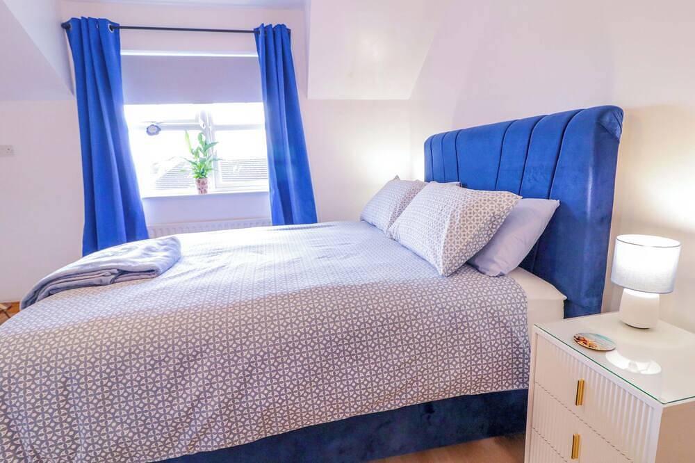 Primrose Seaside Escape, family friendly, with open fire in Portrush in Portrush, Grafschaft Londonderry