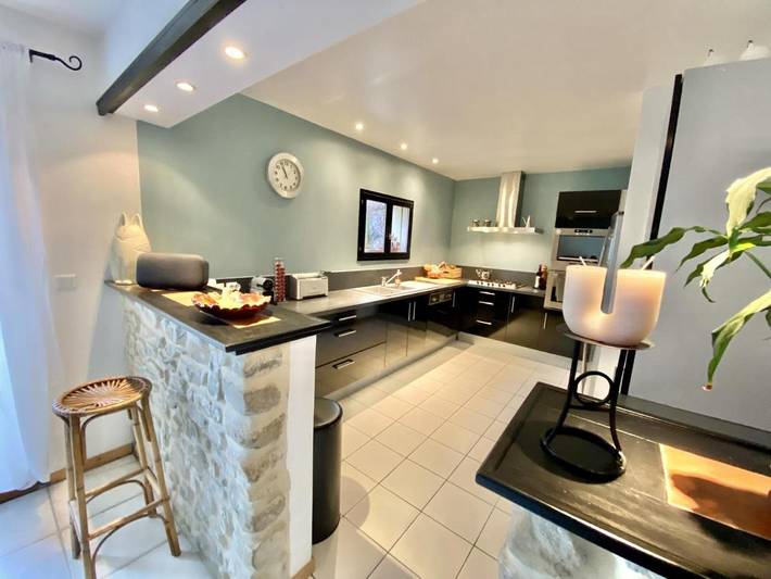 Maison de vacances pour 6 personnes, avec piscine ainsi que jardin et vue, animaux acceptés