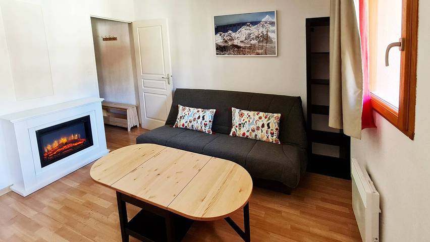 Ferienwohnung für 8 Personen, mit Balkon und Pool - 1