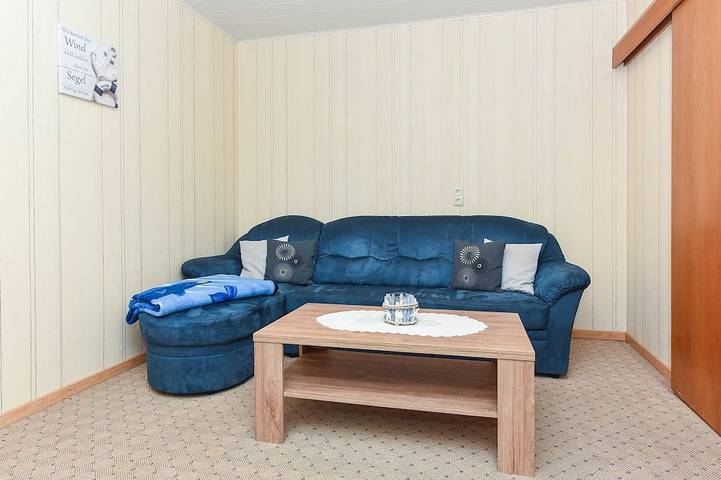 Ferienwohnung für 3 Personen, mit Pool und Garten in Moorweg