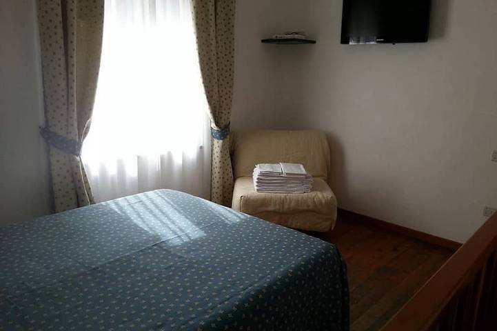 Gîte pour 4 personnes, avec balcon/terrasse et piscine à Deiva Marina - 2