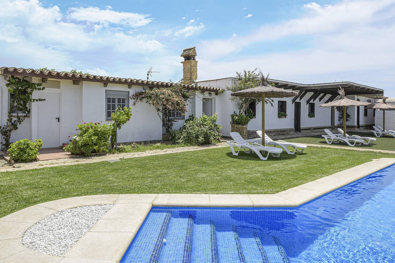 Finca Abril 1 - En un lugar idílico y con piscina compartida in Conil de la Frontera, Costa de la Luz