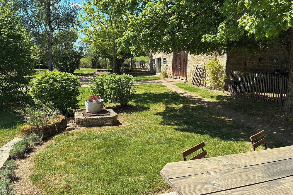 Aube du Morvan, charming family home in Dompierre-en-Morvan, Montbard und Umgebung
