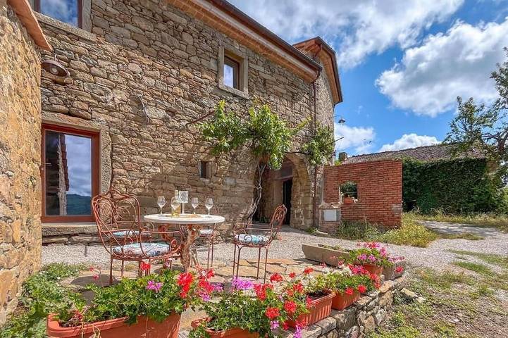 Agriturismo für 8 Personen, mit Whirlpool und Garten in der Toskana
