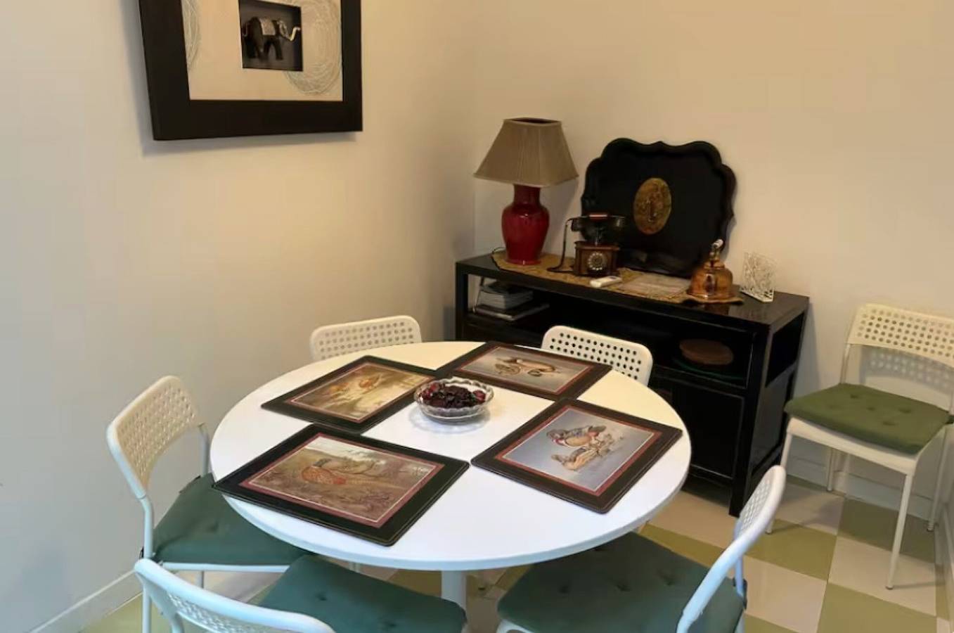 Appartement entier, Appartement 'Cantinho Lisboa Florista' avec Wi-Fi et climatisation in Misericórdia, Lisbonne