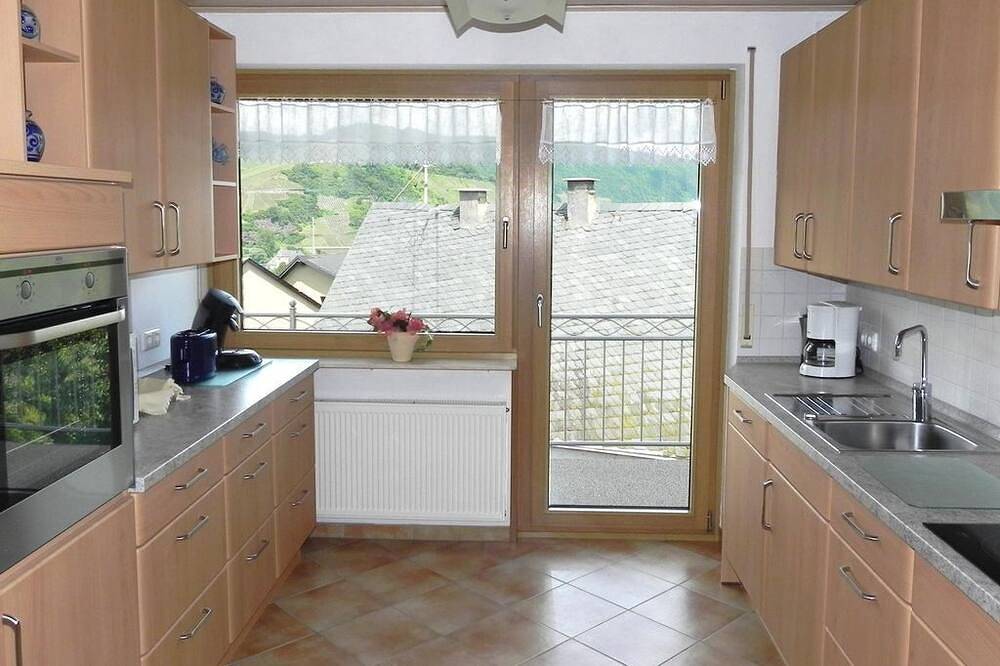 Bellflower holiday apartment - Landhaus Mosel / Haus Berghof in Neumagen-Dhron, Bernkastel-Kues