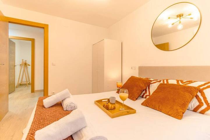 Ganze Wohnung, Modern Comfort in the Heart of Zaragoza in Saragossa, Saragossa Provinz