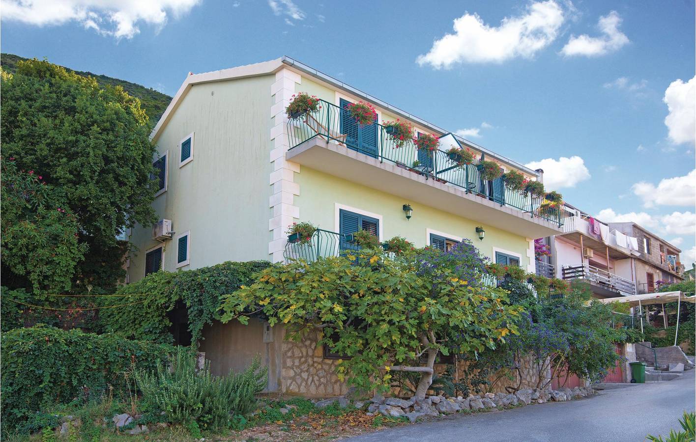 Appartement de vacances entier, Charmant appartement avec piscine et terrasse, à 1 km de la plage de Luka in Trpanj, Dubrovnik-Neretva