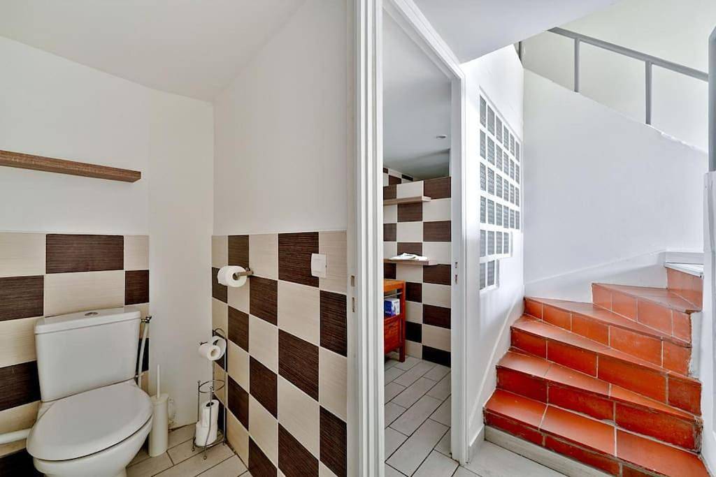 Appartement entier, One-Bedroom Apartment in Wissous, Essonne