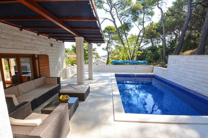 Villa pour 10 personnes, avec vue sur l’océan, animaux acceptés dans Šolta - 4