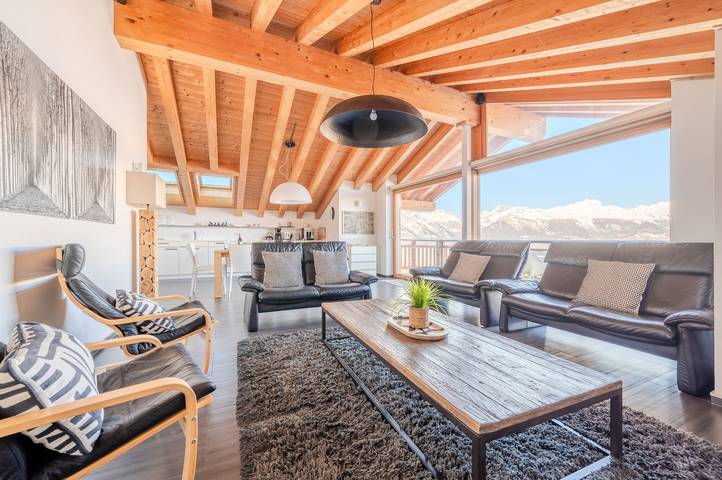 Vakantieappartement voor 8 personen, with Balkon and Whirlpool as well as Sauna in Veysonnaz