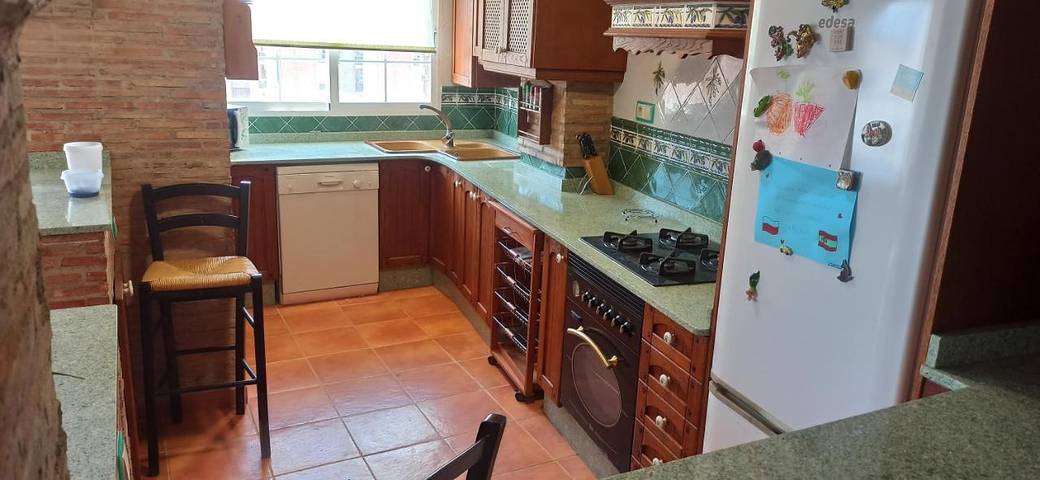 Apartamento de vacaciones para 5 personas, con vistas y balcón - 1