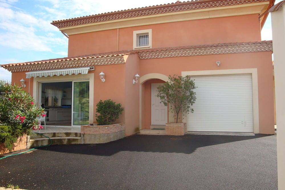 Entire apartment, Luxury apartment 90 m² in Serignan near Valras 34 in Sérignan, Côte d'Améthyste