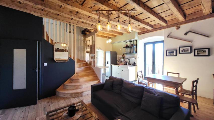 Location de vacances pour 6 personnes, avec terrasse et vue à Dorres - 2