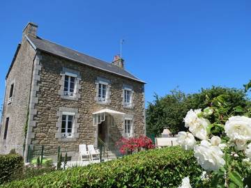 Gîte pour 6 personnes, avec terrasse et jardin à Plœuc-sur-Lié