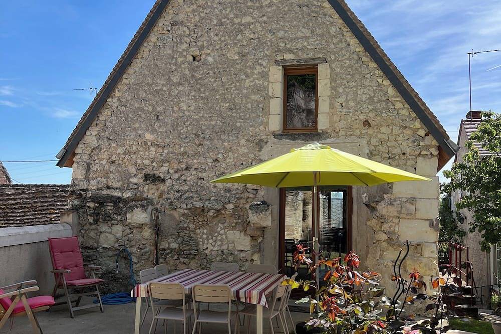 16th-century Tourangelle between Beauval and Chenonceaux in Montrichard, Blois region