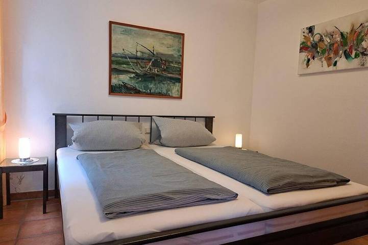 Ferienwohnung für 2 Personen, mit Terrasse und Garten in Alf - 2