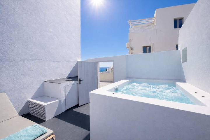Vakantieappartement voor 4 personen, met Whirlpool en Tuin op Santorini