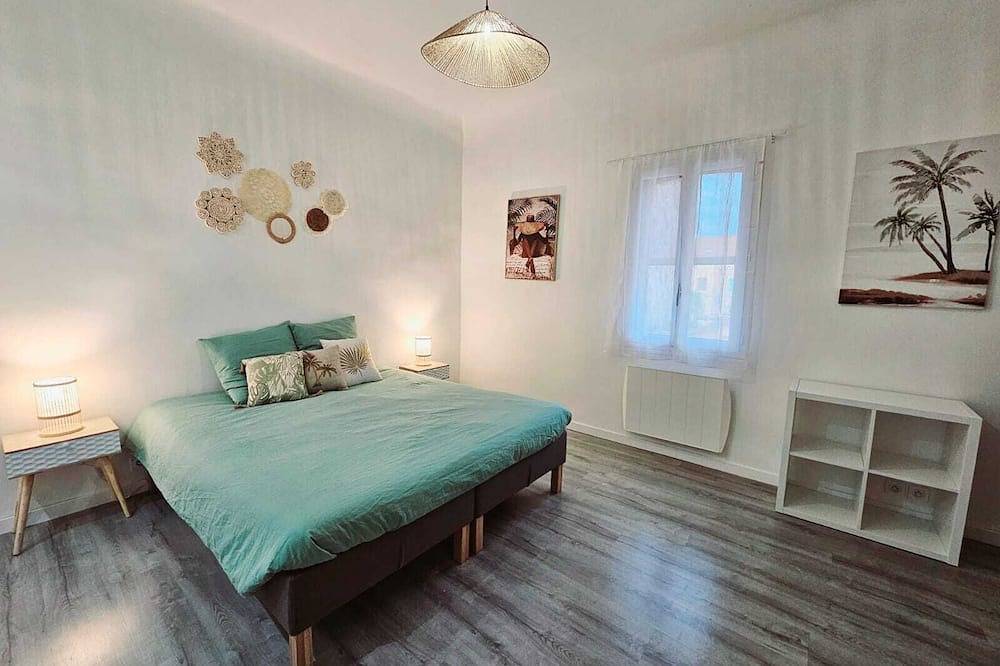 Camargue - La Saline forézienne - Salin de Giraud in Arles, Arles region