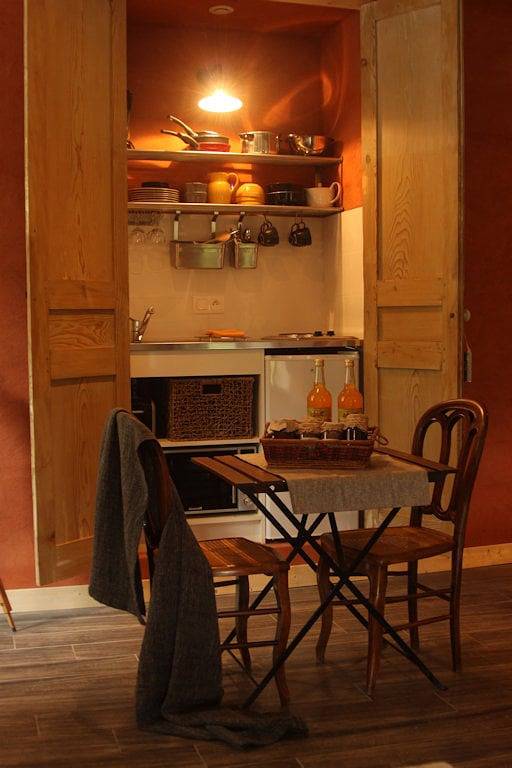 Chambre d’hôte pour 3 personnes, avec jardin ainsi que piscine et jacuzzi en Ardèche - 3