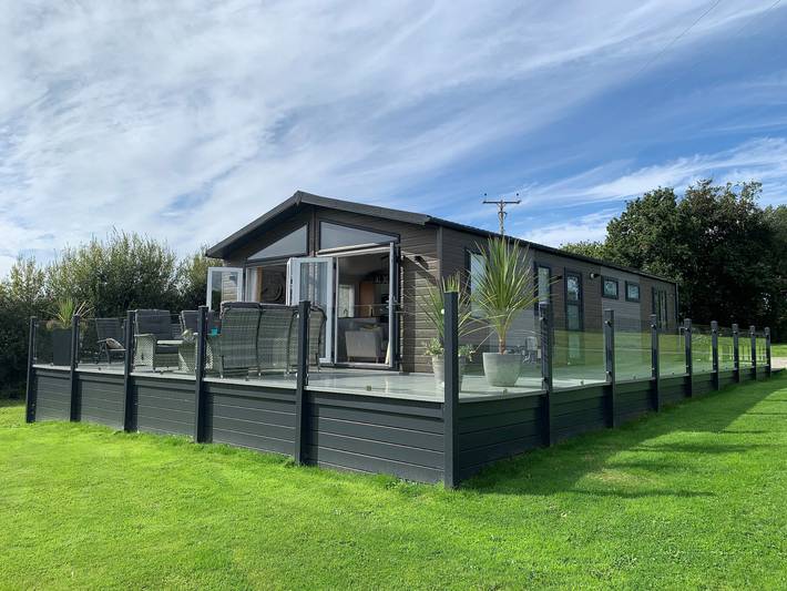 Chalet for 6 people, with pool, with pets in North-Wales