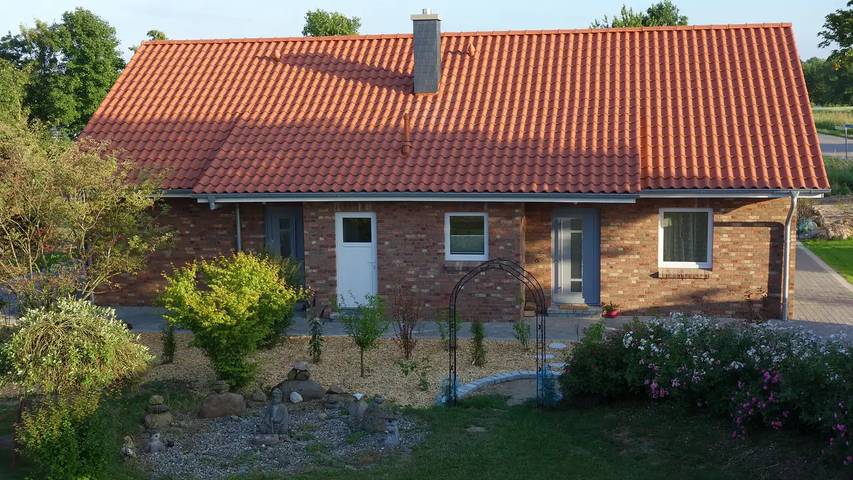 Ferienhaus für 6 Personen, mit Terrasse und Garten sowie Sauna in Wangels