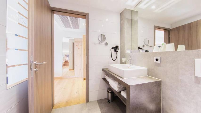 Hotel für 2 Personen, mit Balkon und Terrasse in Umkirch - 4