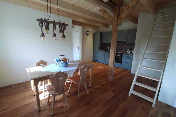 Ferienhaus für 6 Personen, mit Balkon und Whirlpool sowie Garten und Sauna in Delve