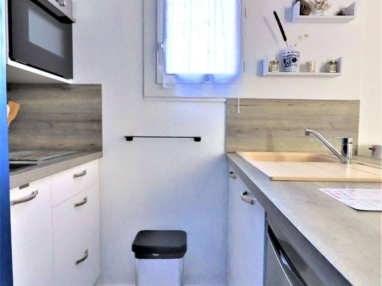 Appartement entier, Charmant appartement avec jardin, proche plages, commerces et Royan, parking privé in Saint-Georges-de-Didonne, Côte de Beauté