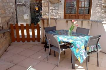 Location de vacances pour 4 personnes, avec balcon à Les Vignes