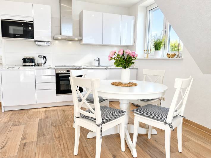 Ganze Wohnung, Strandnahes, modernes Ferienapartment für bis zu 4 Personen in Duhnen in Duhnen, Cuxhaven