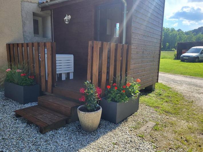Gîte pour 2 personnes, avec Terrasse et Jardin à Le Nizan
