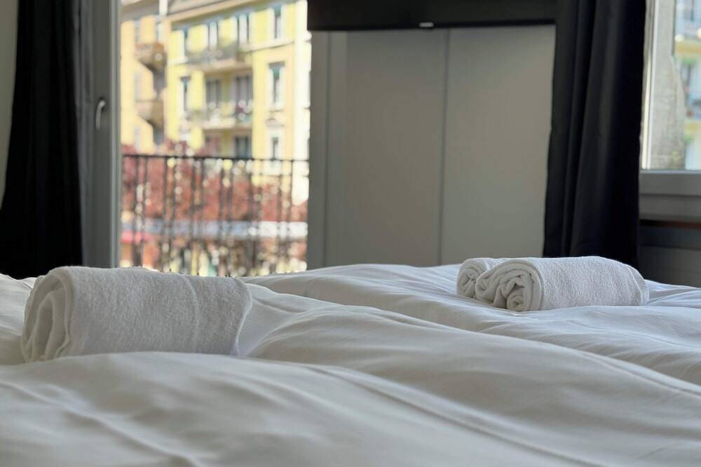 Ganze Wohnung, Downtown Deluxe Studio with Queen Bed (Be-26) in Zürich, Bezirk Zürich