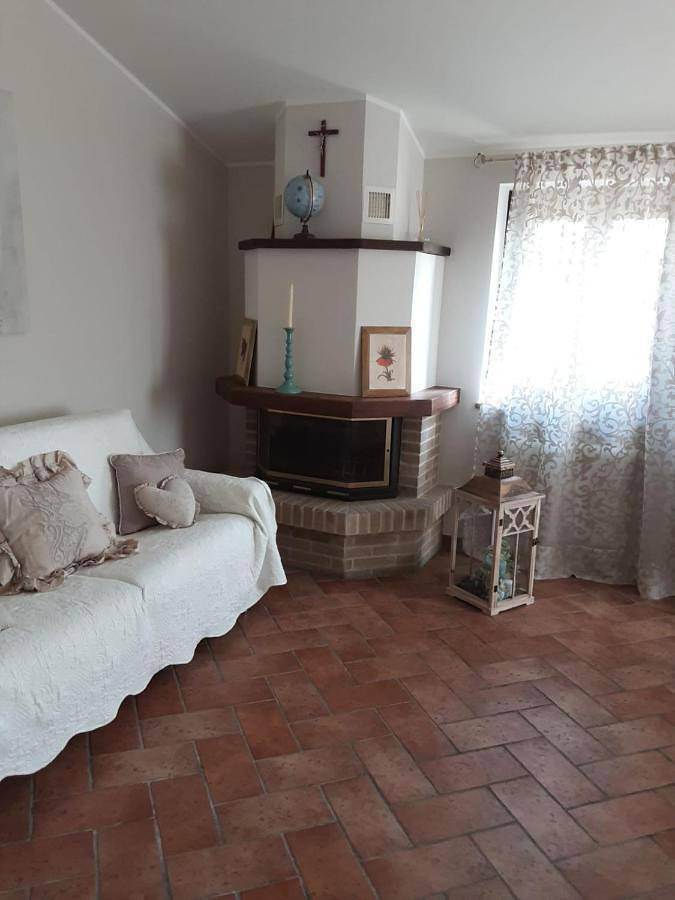 Appartamento per 3 persone, con Giardino e Panorama a Treia