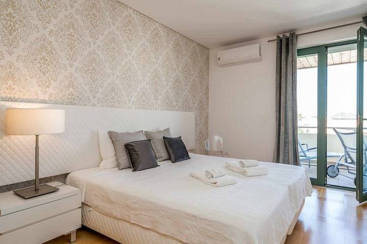 Ganze Wohnung, VilamouraSun Aquamar 418 - Blick auf den Jachthafen in Vilamoura, Quarteira