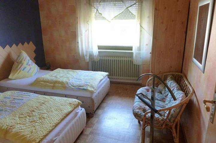 Ganze Wohnung, Wohnung 2 - Obergeschoss - Haus Bohngärten - Ferienwohnungen in Freinsheim, Pfälzer Rheinebene