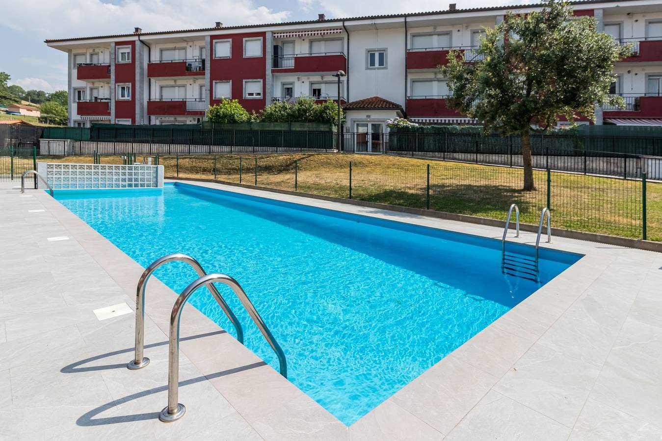 Entire apartment, Gibaja Apartment – Quiet Village Stay Near Laredo, Bilbao & Santander in Ramales de la Victoria, Cantabrian Coast
