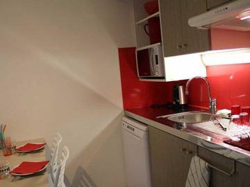 Gîte pour 5 Personnes dans Collonges-la-Rouge, Région de Brive-la-Gaillarde, Photo 3